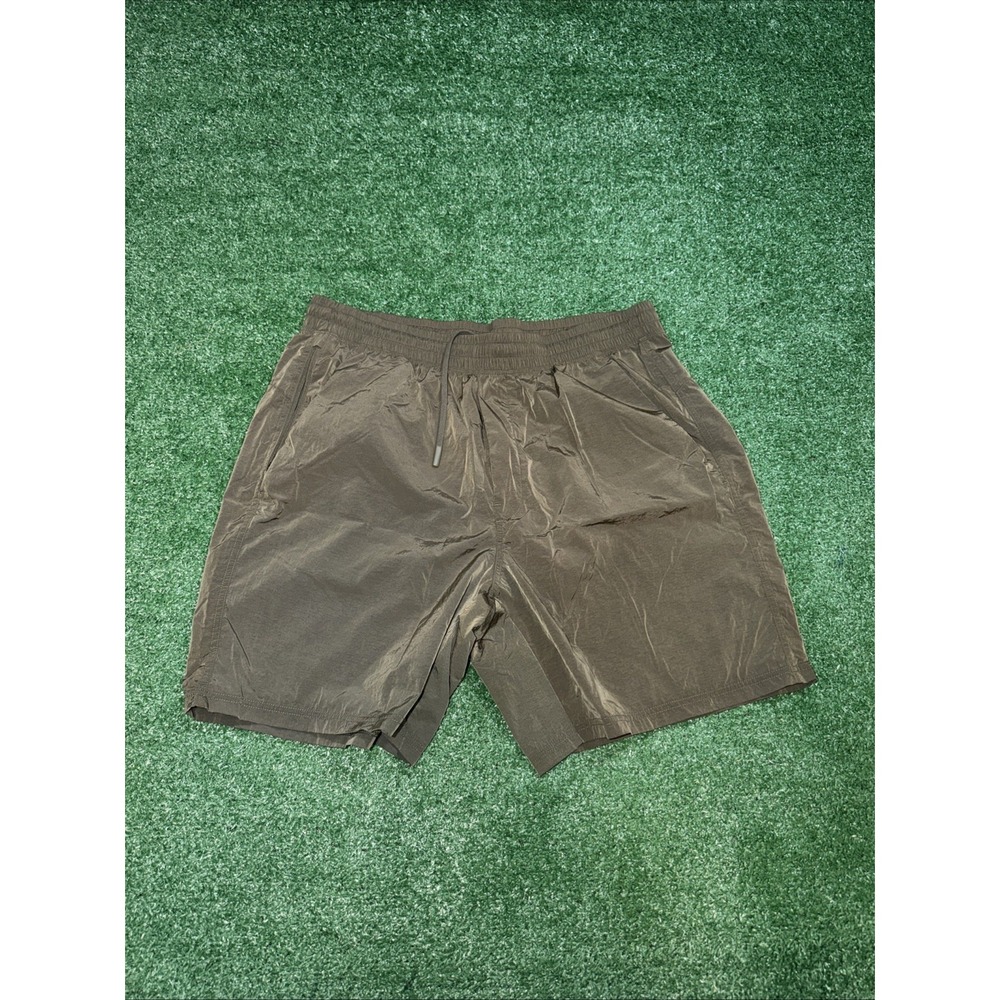 VRST Men Large 5 Inch All-In Unlined Short Olive Green Shine Water Repellent